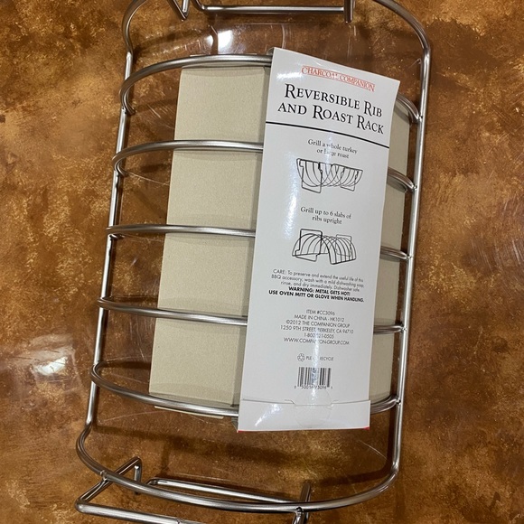 Charcoal Companion Reversible Rib and Roast Rack - Picture 3 of 4